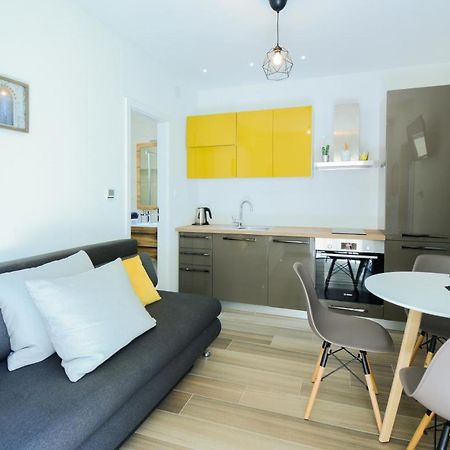 Apartment Grey&Yellow Zadar Bagian luar foto