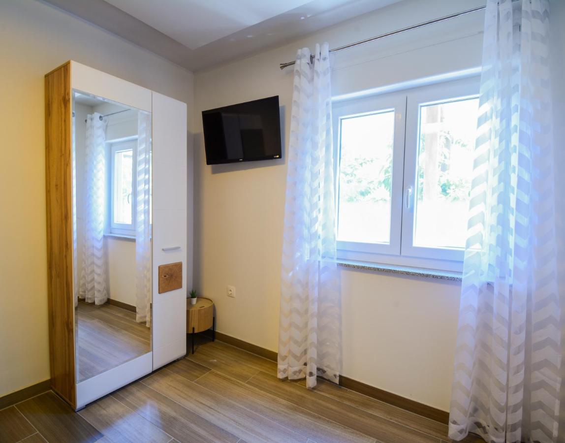 Apartment Grey&Yellow Zadar Bagian luar foto