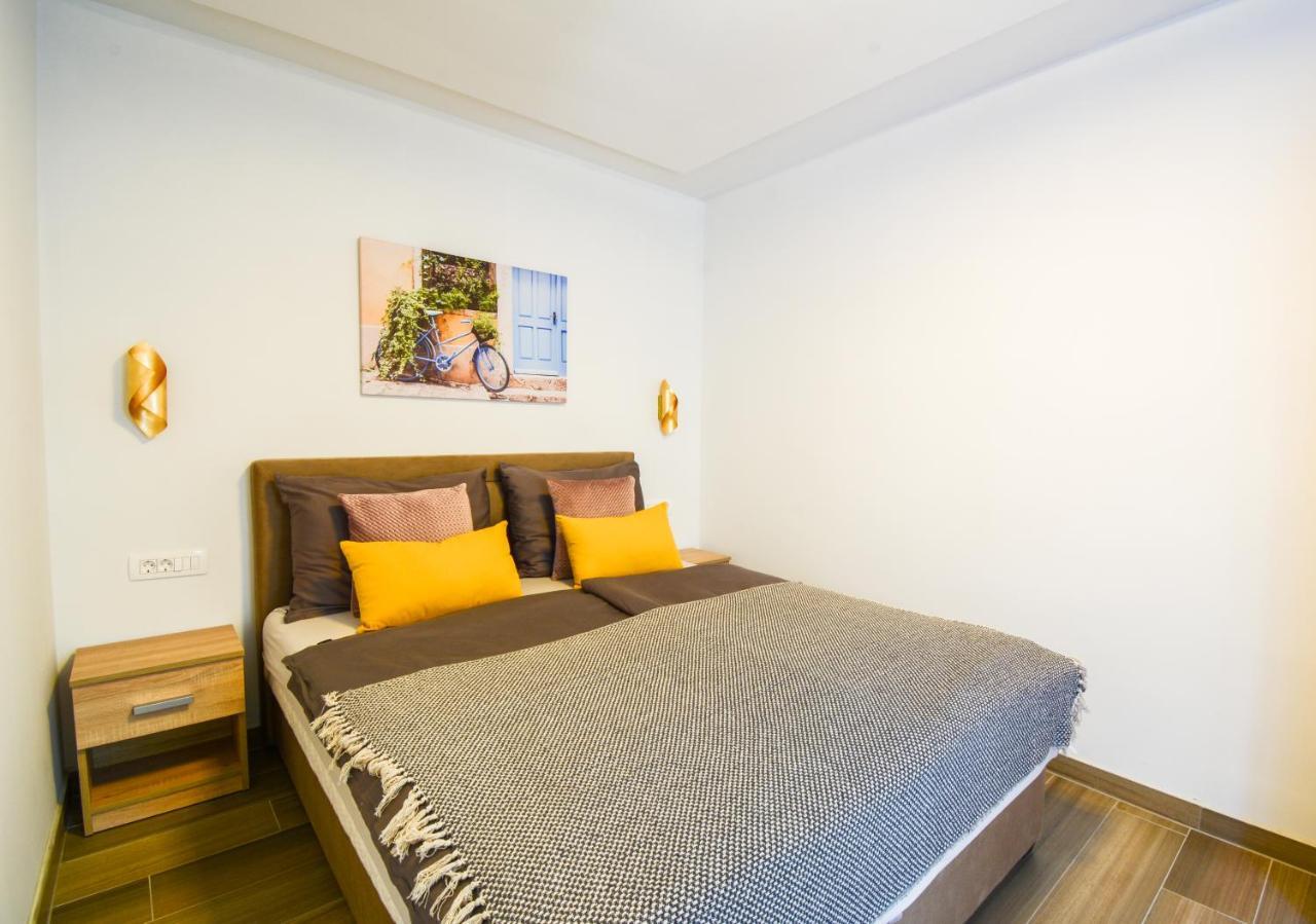 Apartment Grey&Yellow Zadar Bagian luar foto